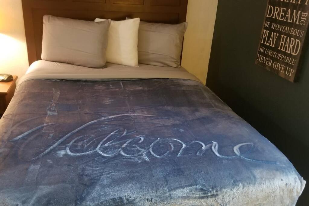 Osu 2 Queen Beds Hotel Room 117 Wi-Fi Stillwater Esterno foto